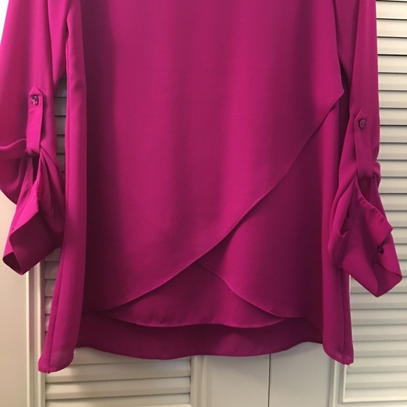 The Limited Tunic Top Size XS - Picture 3 of 4